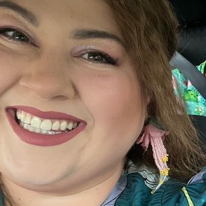 Meet your Posher, Shelby